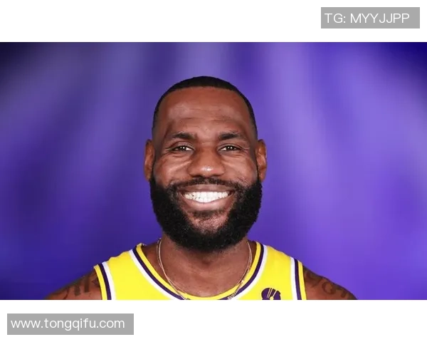 勒布朗与足球巨星的精彩相遇:跨界交流与友谊的故事