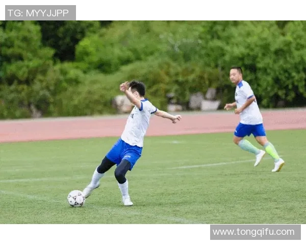 球球网足球带你领略精彩赛事与球员动态，尽享足球激情与乐趣